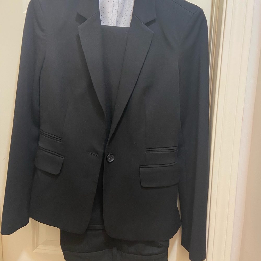 Express pant suit